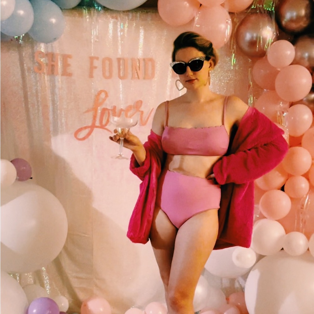 Pink furry coat for Taylor Swift You Need to Calm Down costume